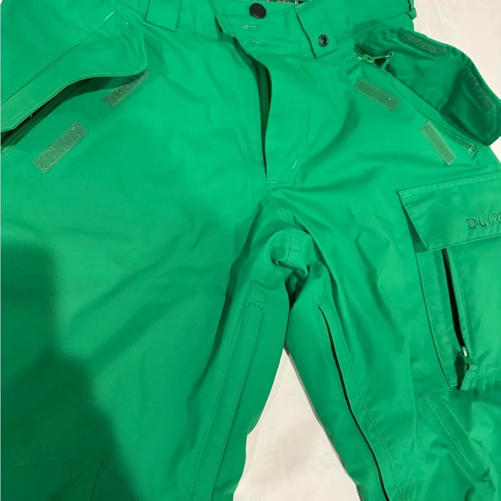 Burton snow pant ski snowboard women’s green cargo insulated winter cold gear